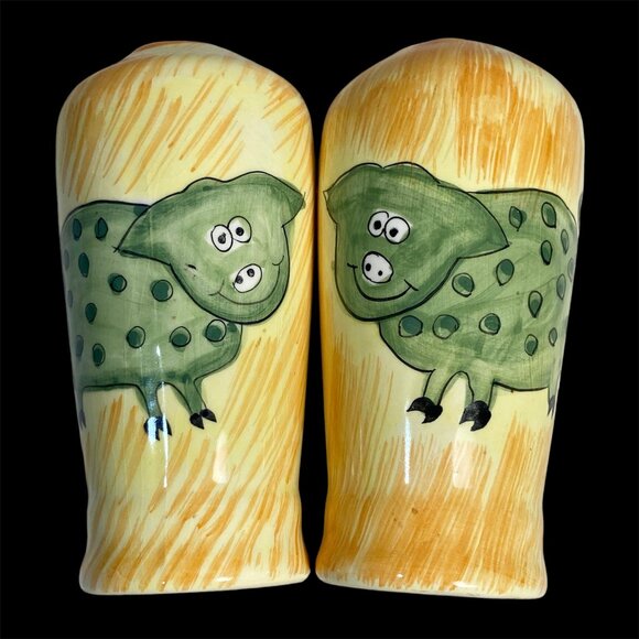 Vintage Pig Pigs Salt & Pepper Shaker Ceramic Country Cottage Core Yellow Green - Picture 2 of 12